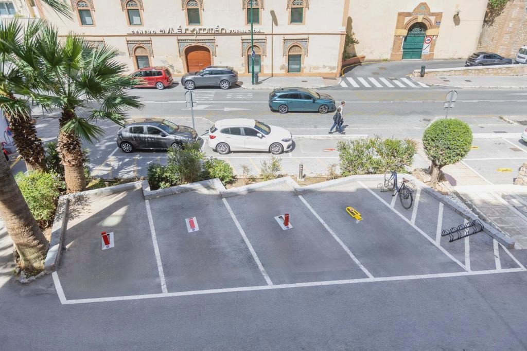 Discover the wonders of Malaga with this beachfront hotel