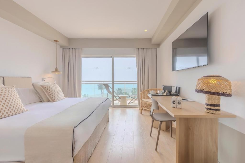 Discover the wonders of Malaga with this beachfront hotel - Soho Boutique Hotel Las Vegas