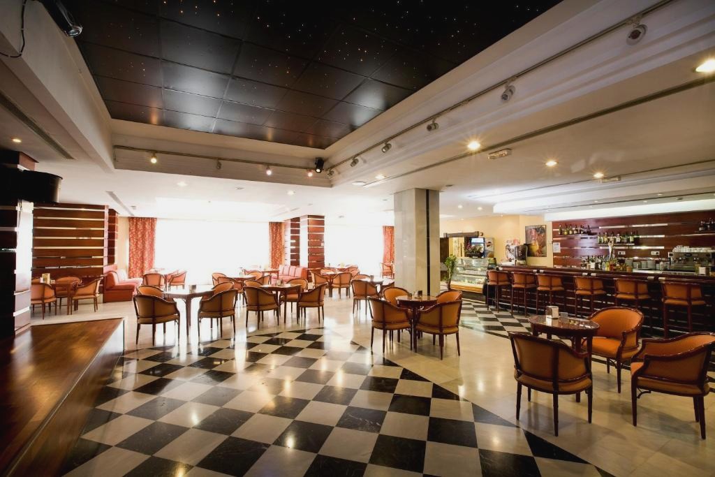 Aparthotel Monarque Sultán