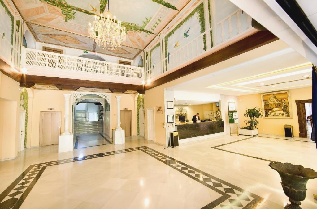 Aparthotel Monarque Sultán