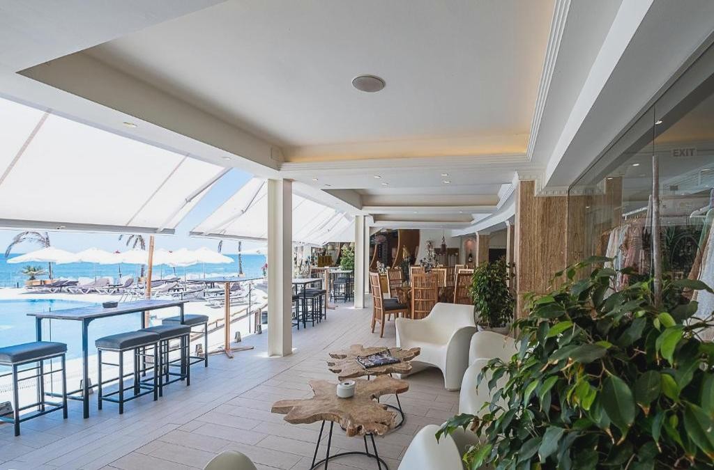 On Hotels Oceanfront Adults Designed