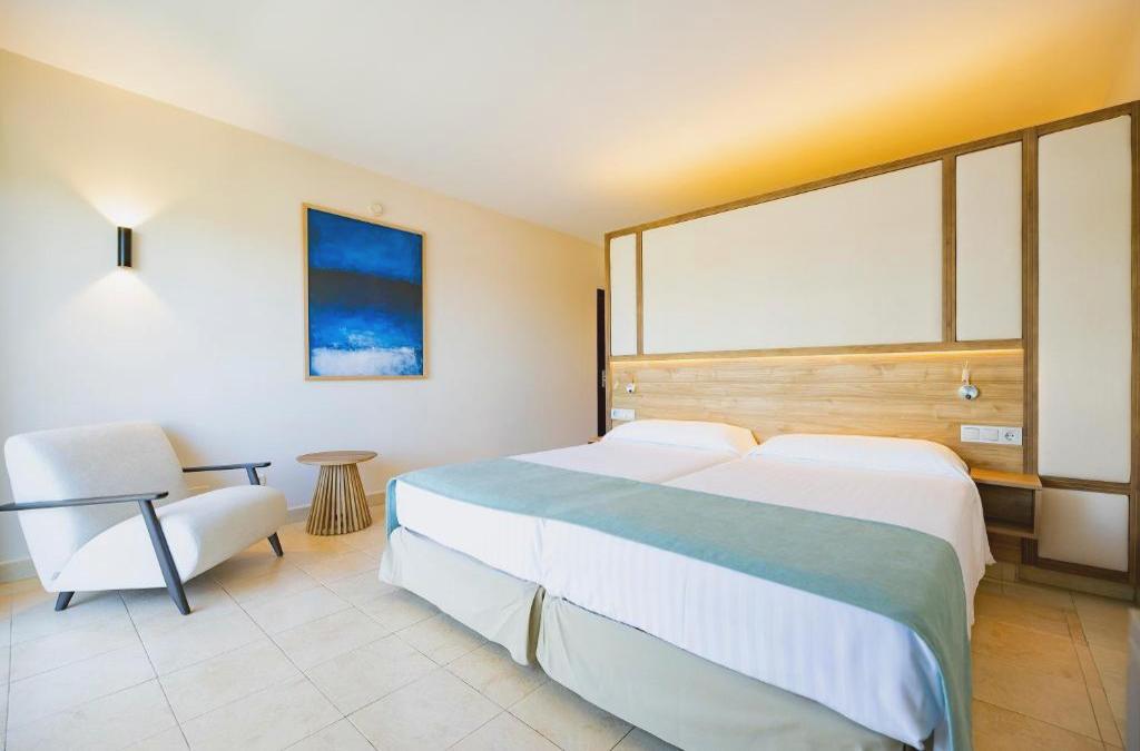 Impressive Playa Granada Golf