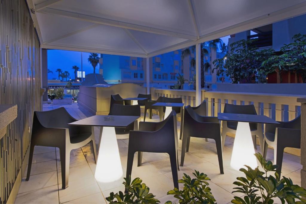 Elba Motril Beach & Business Hotel