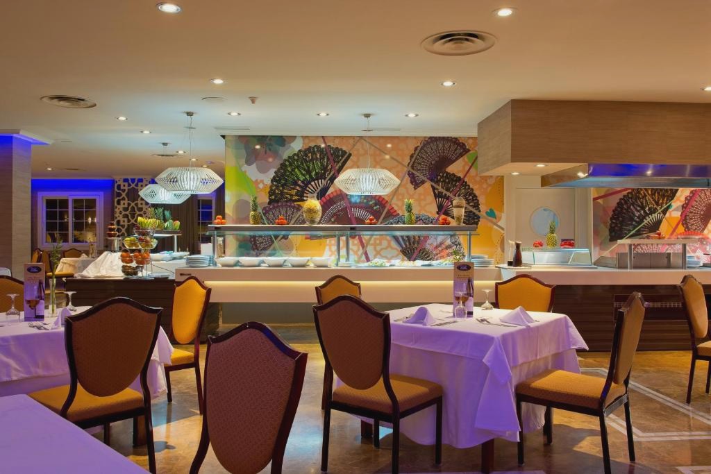 Elba Motril Beach & Business Hotel