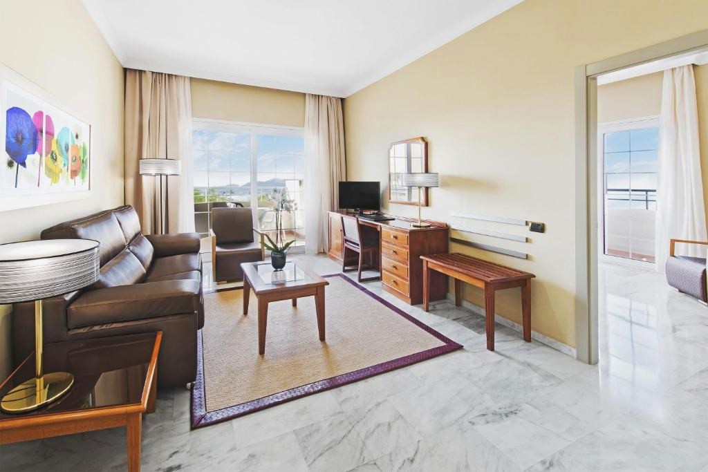 Elba Motril Beach & Business Hotel