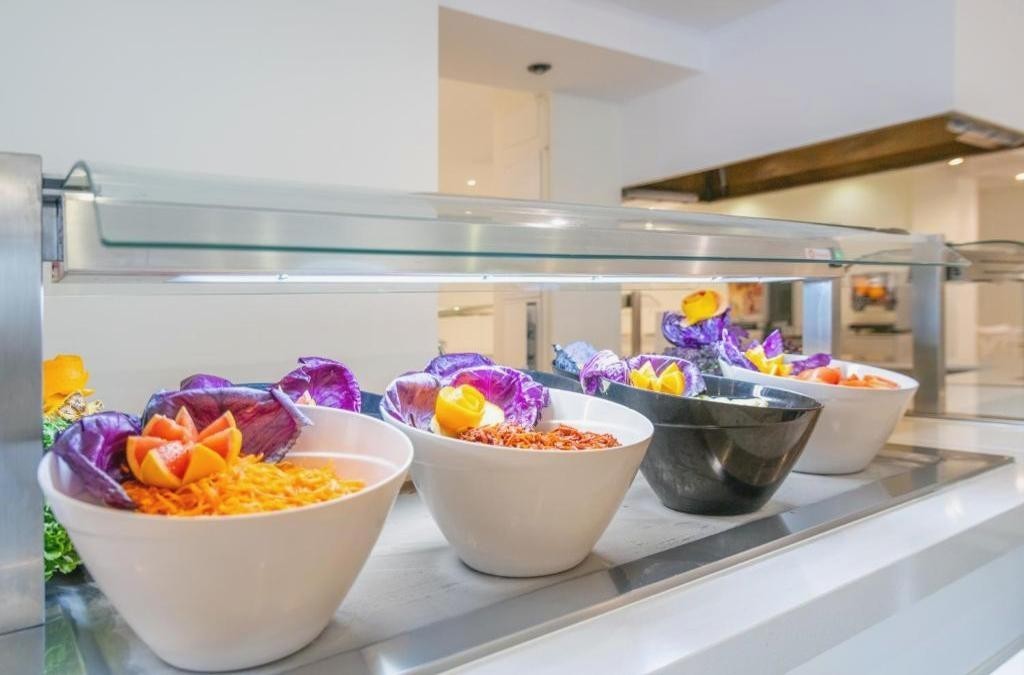 Costa del Sol erleben: Wellness und Meer in Nerja - Hotel Nerja Club by Dorobe
