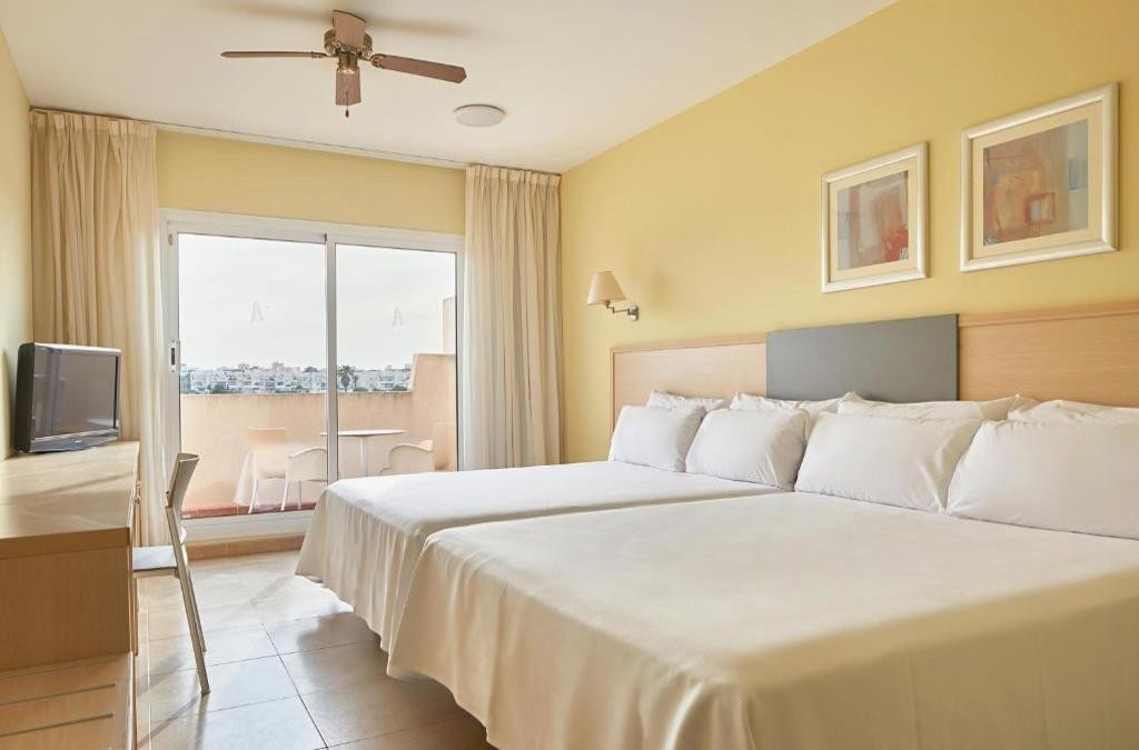 Sunshine season awaits: discover Cabo de Gata this Summer - ALEGRIA Cabo de Gata Aquafun