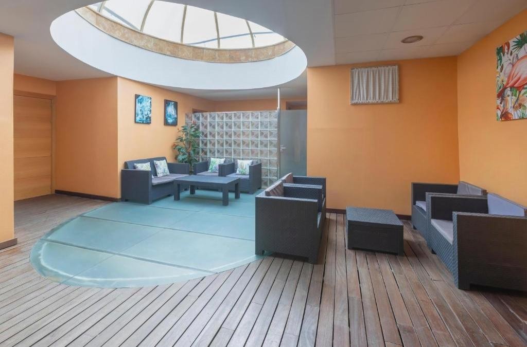Die Costa del Sol jenseits von Málaga - Hotel BLUESEA Calabahia
