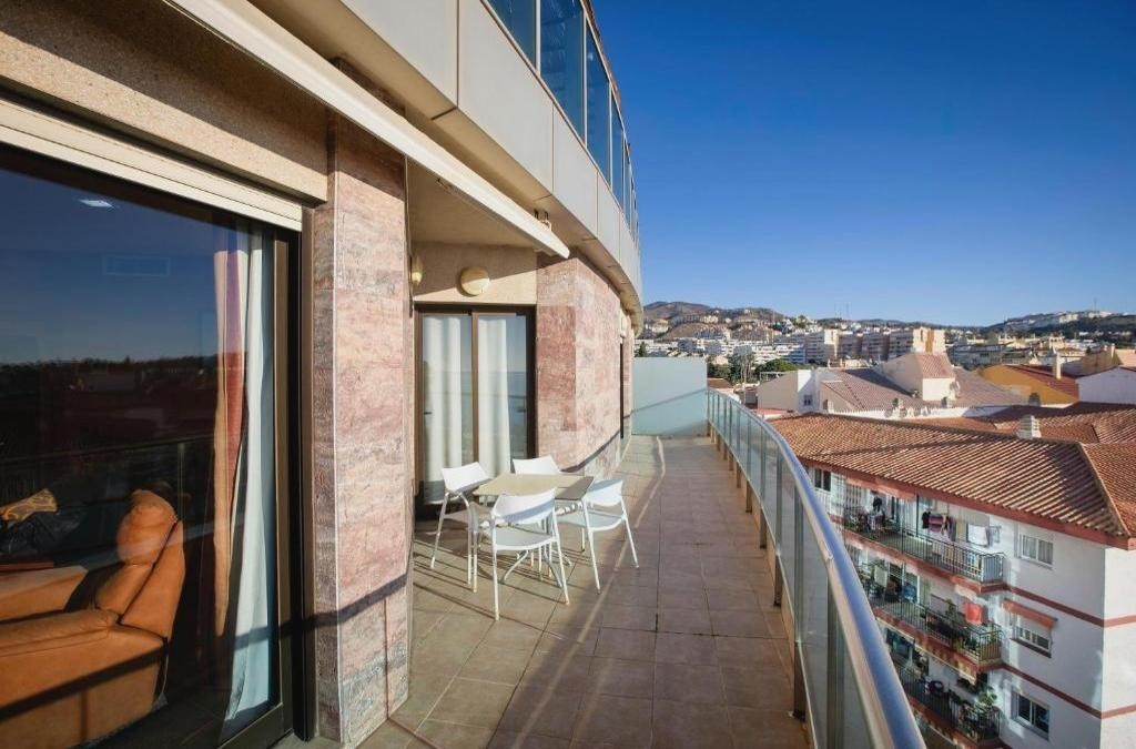 Die Costa del Sol jenseits von Málaga - Hotel BLUESEA Calabahia