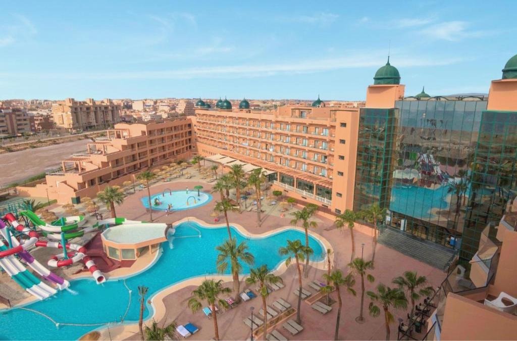 Roquetas: 4-Sterne-Hotel mit Rutschen