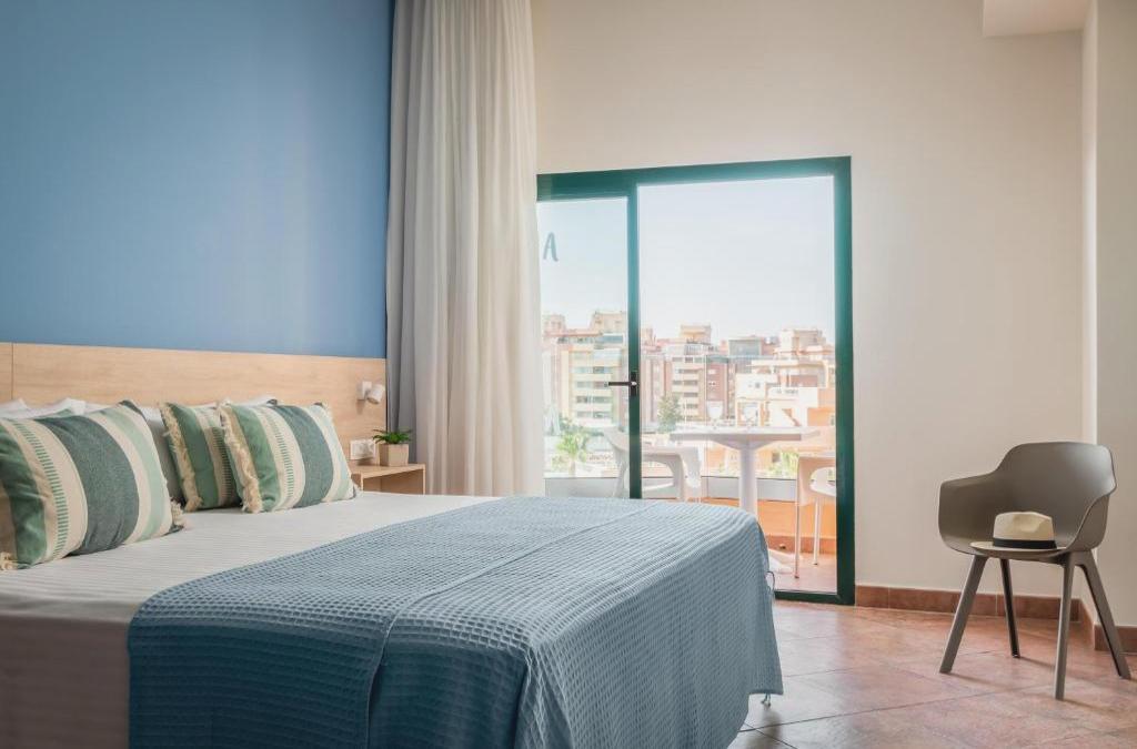 Roquetas: 4-Sterne-Hotel mit Rutschen - ALEGRIA Colonial Mar Aquafun
