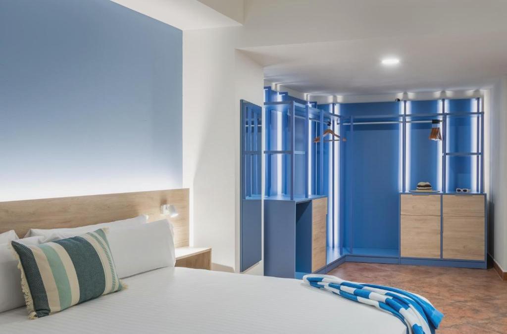 Roquetas: 4-Sterne-Hotel mit Rutschen - ALEGRIA Colonial Mar Aquafun