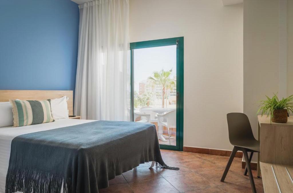 Roquetas: 4-Sterne-Hotel mit Rutschen - ALEGRIA Colonial Mar Aquafun