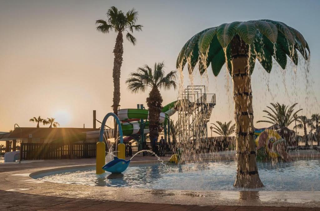 Roquetas: 4-Sterne-Hotel mit Rutschen - ALEGRIA Colonial Mar Aquafun