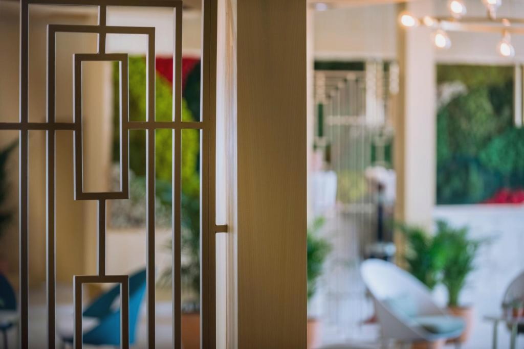 Mediterraneo Bay Hotel & Resort