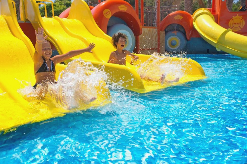 Mediterraneo Bay Hotel & Resort