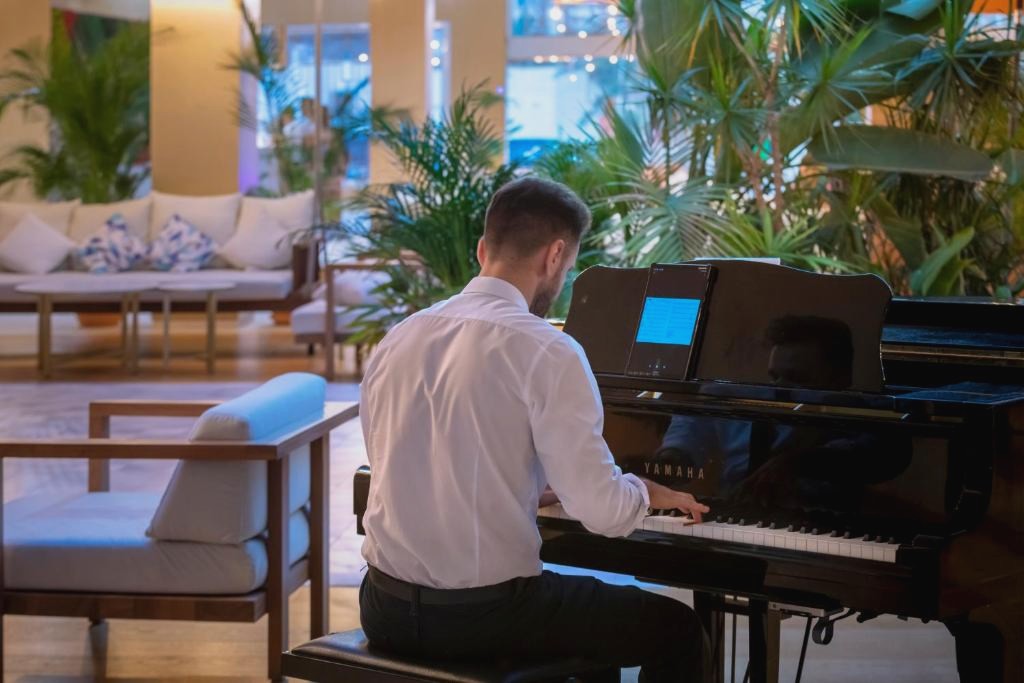 Mediterraneo Bay Hotel & Resort