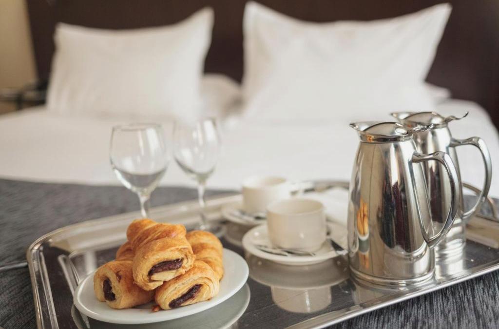 Discover Cadiz in the South of Spain - Hotel Salymar