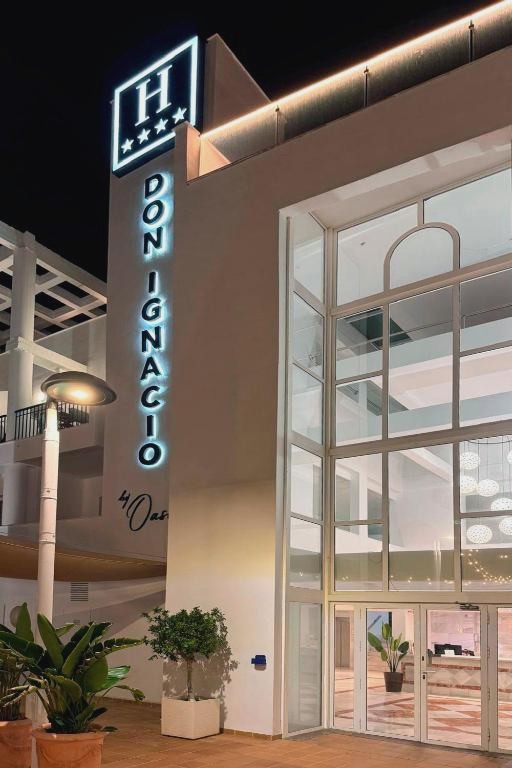 Summer in a 4* beachfront hotel in Cabo de Gata - Hotel Don Ignacio