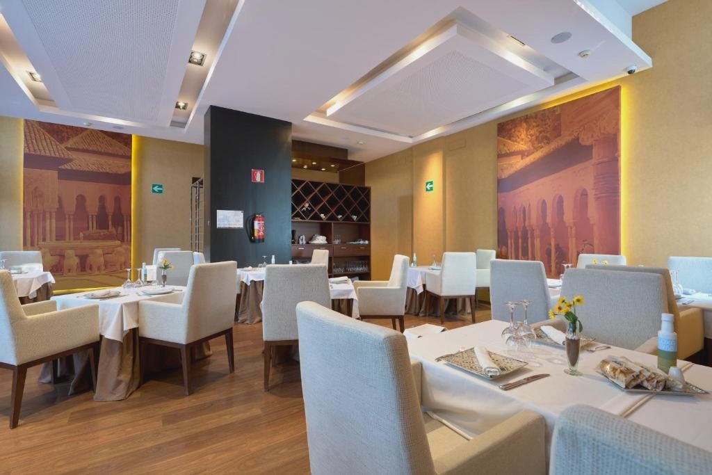 M.A. Hotel Sevilla Congresos