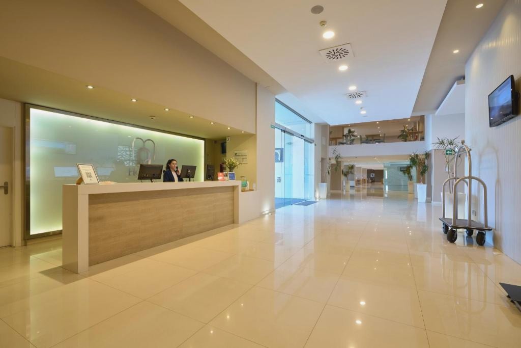 M.A. Hotel Sevilla Congresos