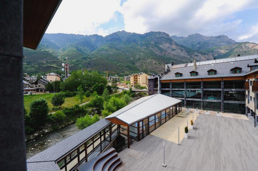 Sommos Hotel Aneto