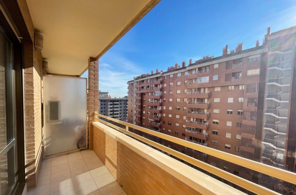 Dos Torres Pilar Suites