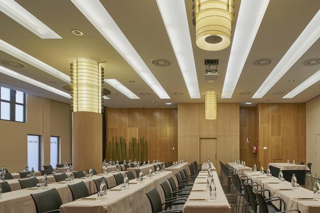 Vincci Zaragoza Zentro