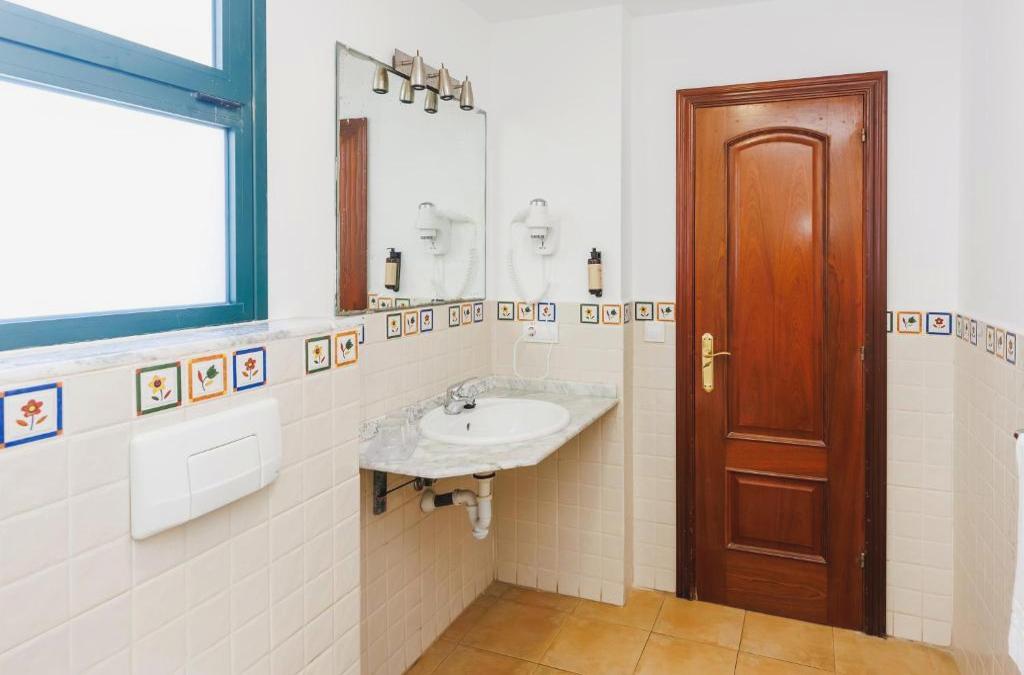 Hotel O7 Aloe Corralejo 3* - Fuerteventura - BLUESEA Aloe Corralejo