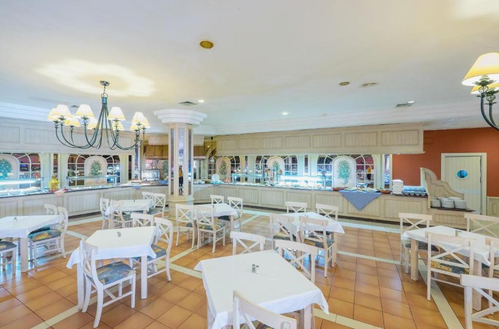 Hotel Royal Suite