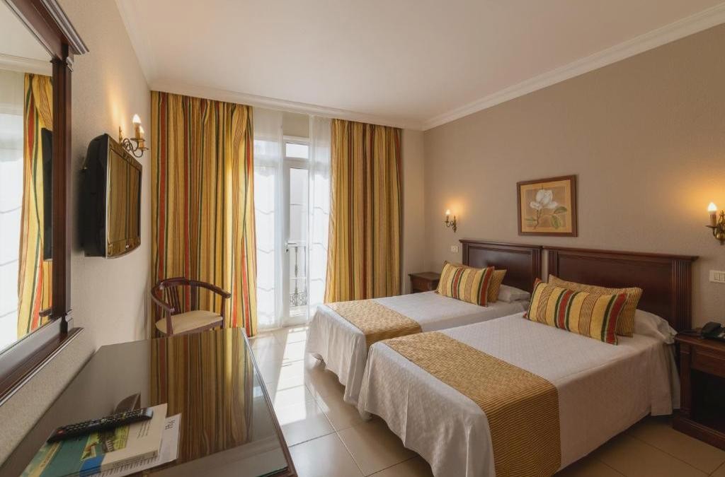 As suas férias de verão em Tenerife Puerto de la Cruz - Hotel Marte