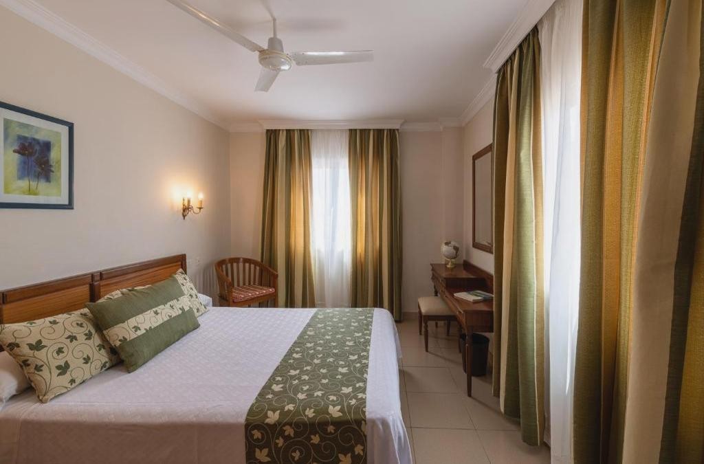 As suas férias de verão em Tenerife Puerto de la Cruz - Hotel Marte