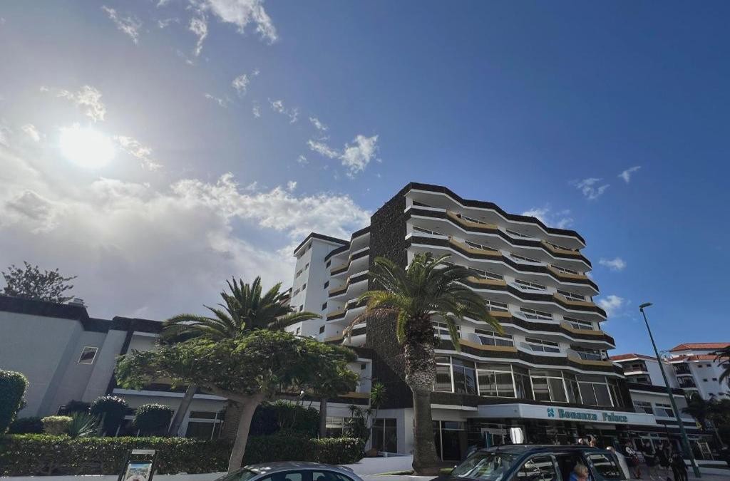 Puerto de la Cruz: Swap your winter coat for a break