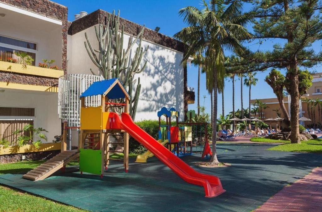 Puerto de la Cruz: Swap your winter coat for a break - Complejo BLUESEA Puerto Resort