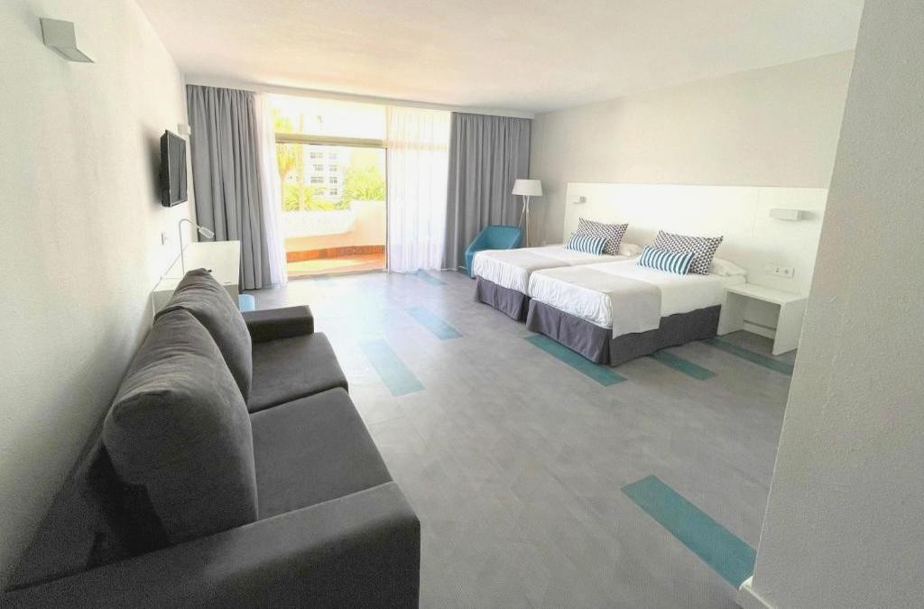 Puerto de la Cruz: Swap your winter coat for a break - Complejo BLUESEA Puerto Resort