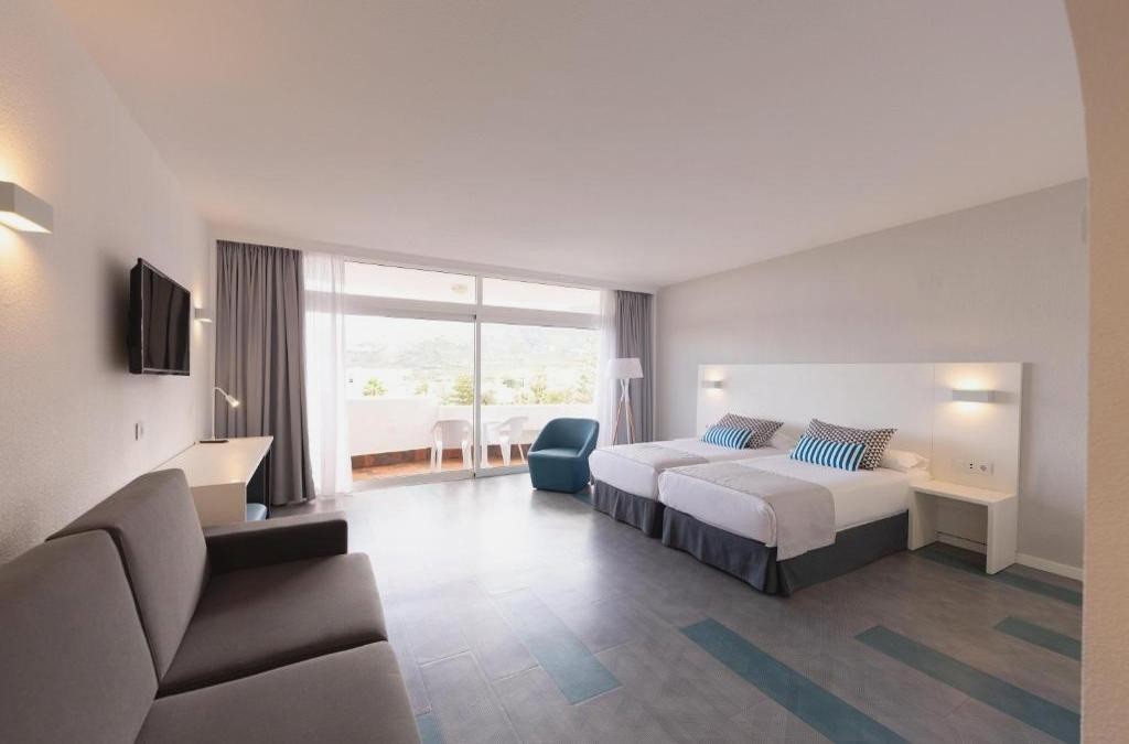 Puerto de la Cruz: Swap your winter coat for a break - Complejo BLUESEA Puerto Resort