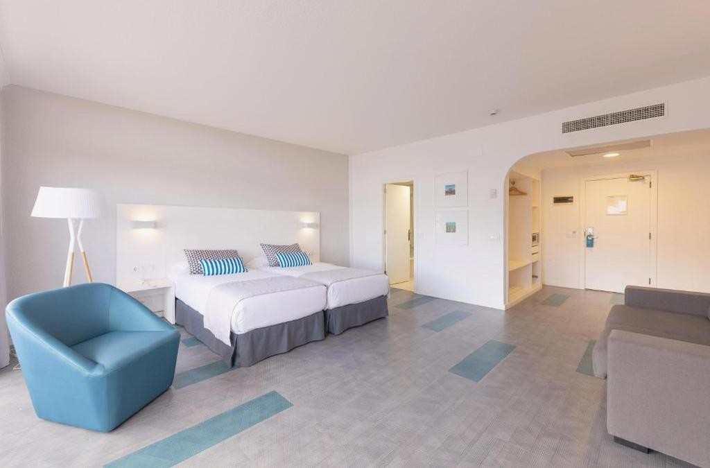 Puerto de la Cruz: Swap your winter coat for a break - Complejo BLUESEA Puerto Resort
