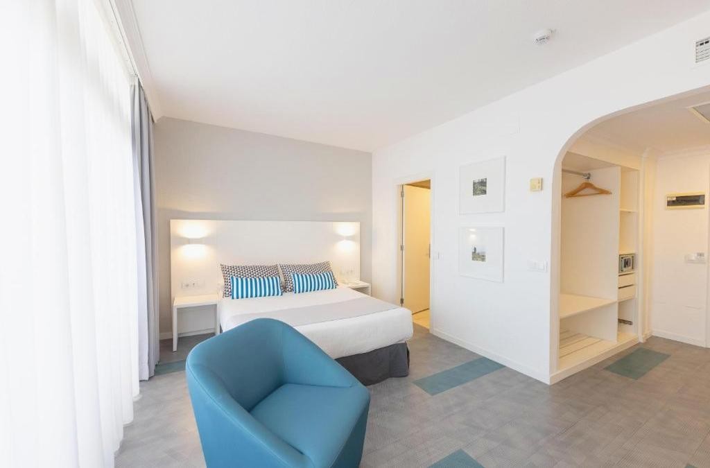 Puerto de la Cruz: Swap your winter coat for a break - Complejo BLUESEA Puerto Resort