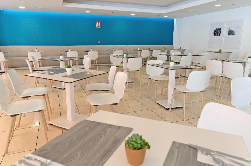 Tenerife: Stay at a 4-Star Hotel - BLUESEA Interpalace