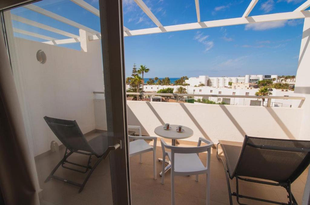 Enjoy Lanzarato at a 4-star hotel - SENTIDO Aequora Lanzarote Suites