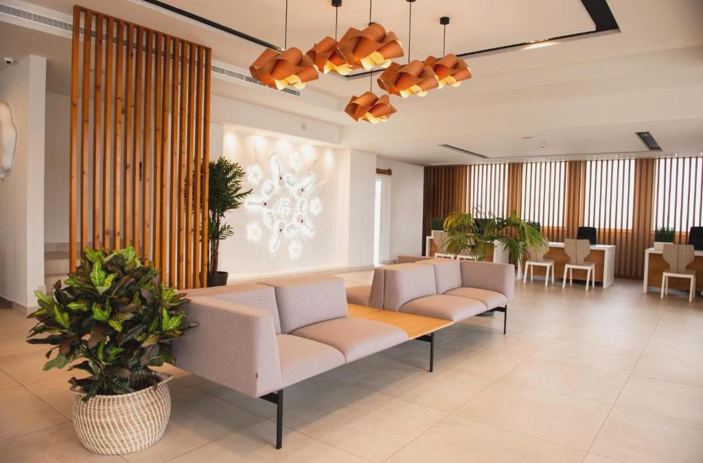 Enjoy Lanzarato at a 4-star hotel - SENTIDO Aequora Lanzarote Suites