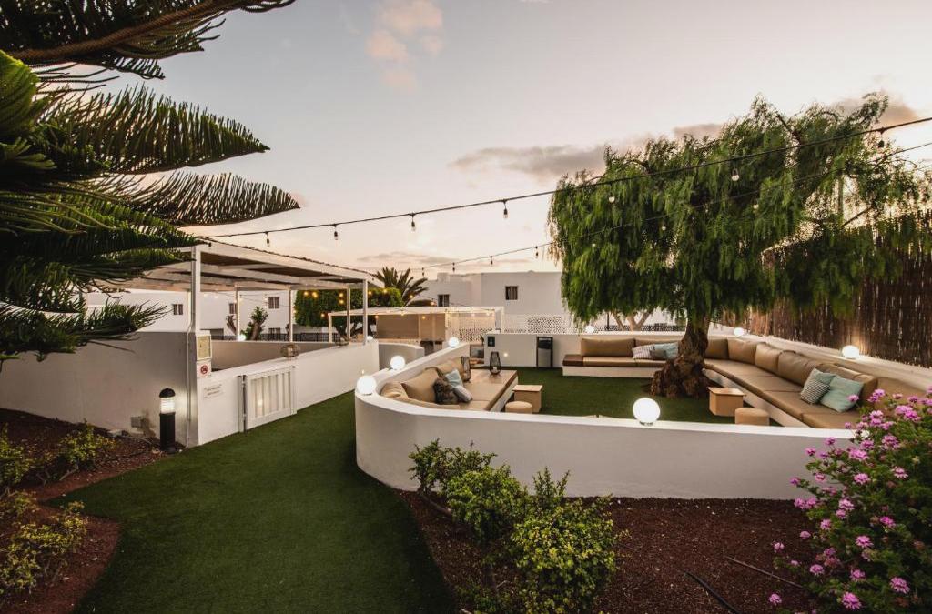 Enjoy Lanzarato at a 4-star hotel - SENTIDO Aequora Lanzarote Suites
