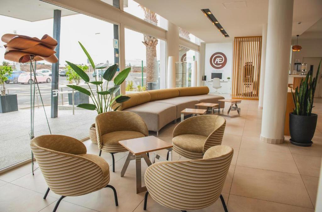 Enjoy Lanzarato at a 4-star hotel - SENTIDO Aequora Lanzarote Suites