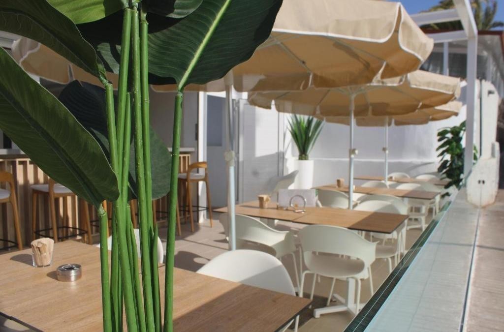 HL Miraflor Suites Hotel