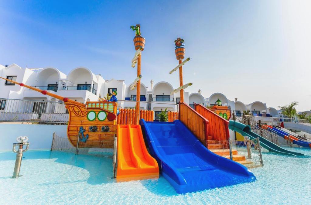 4* Hotel in Lanzarote with water park in ALL INCLUSIVE!