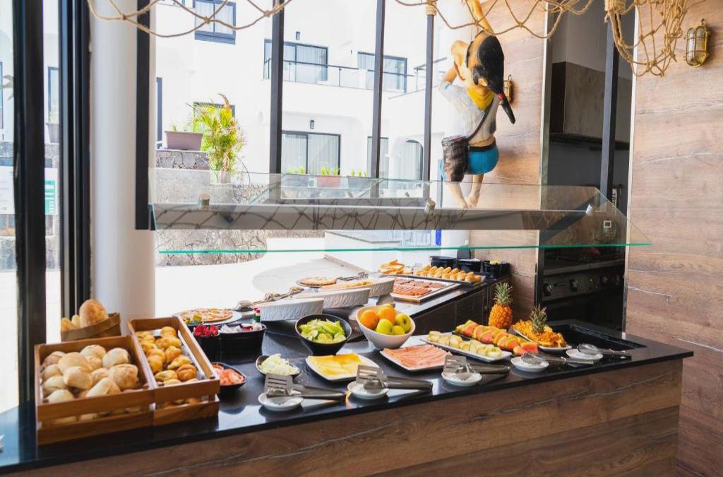 4* Hotel in Lanzarote with water park in ALL INCLUSIVE! - Bakour Lanzarote Splash