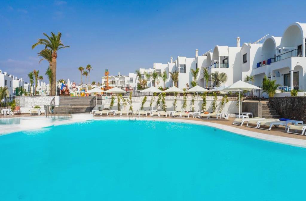 4* Hotel in Lanzarote with water park in ALL INCLUSIVE!