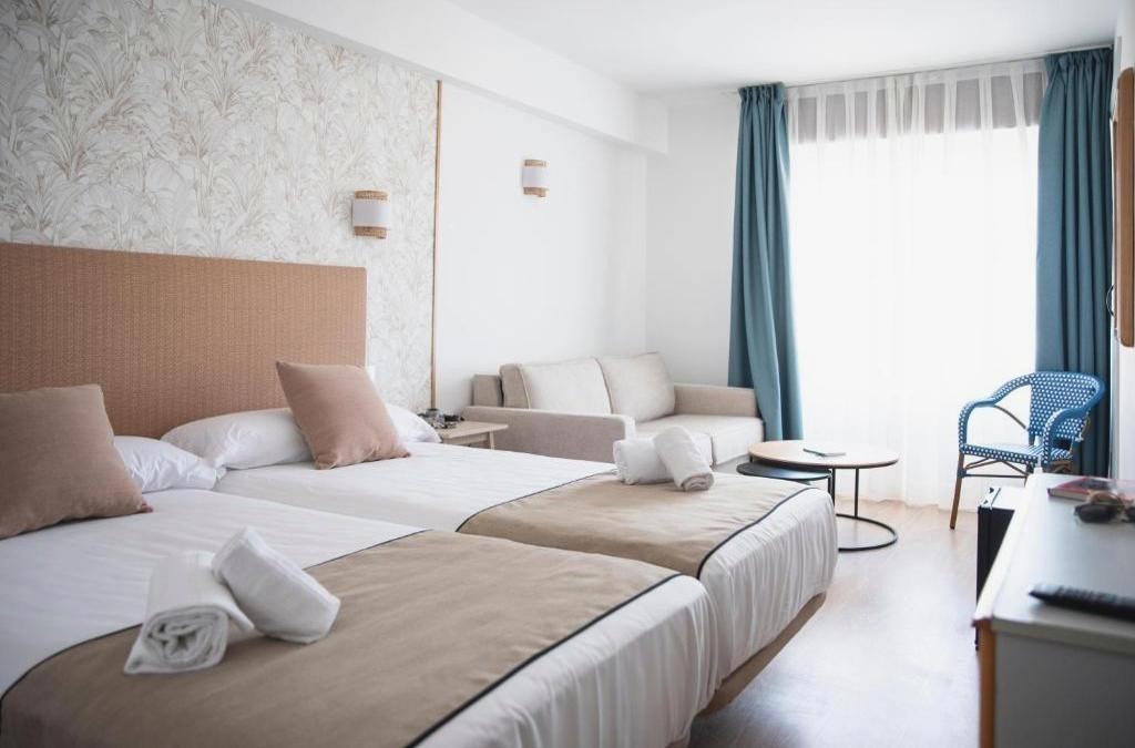 Explore the real Cantabria: Cabárceno Wildlife Park - Hotel BLUESEA Noja