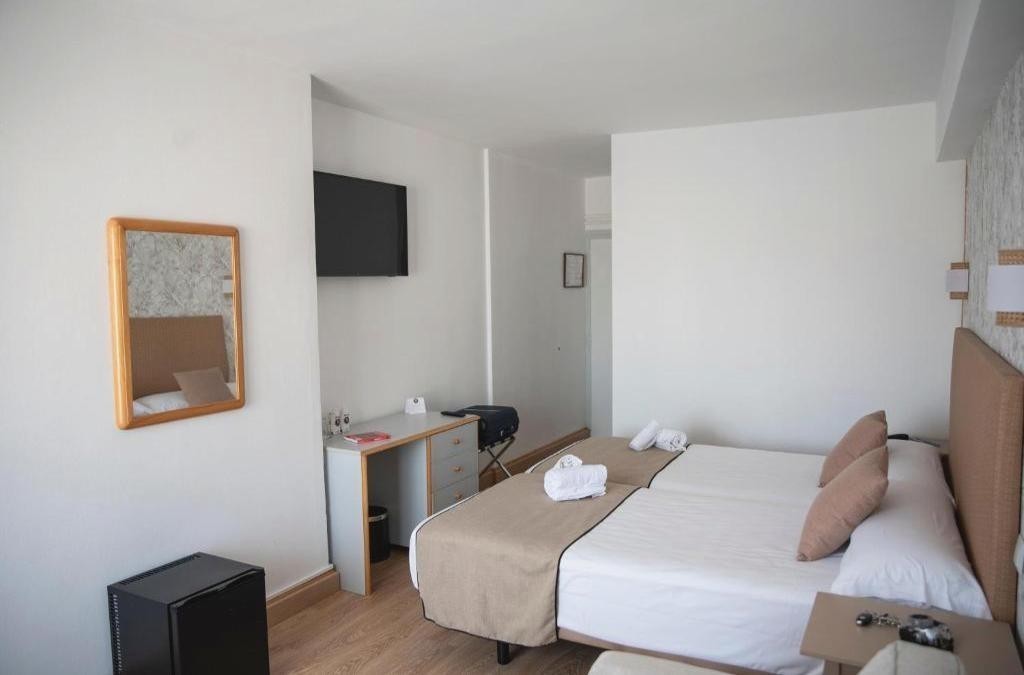 Explore the real Cantabria: Cabárceno Wildlife Park - Hotel BLUESEA Noja