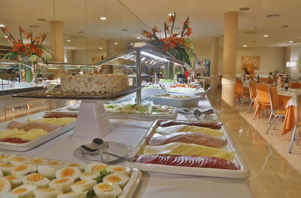 Hotel Suances